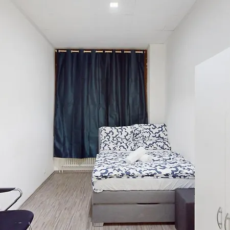 Garten Gaestehaus Vendégház Leonberg